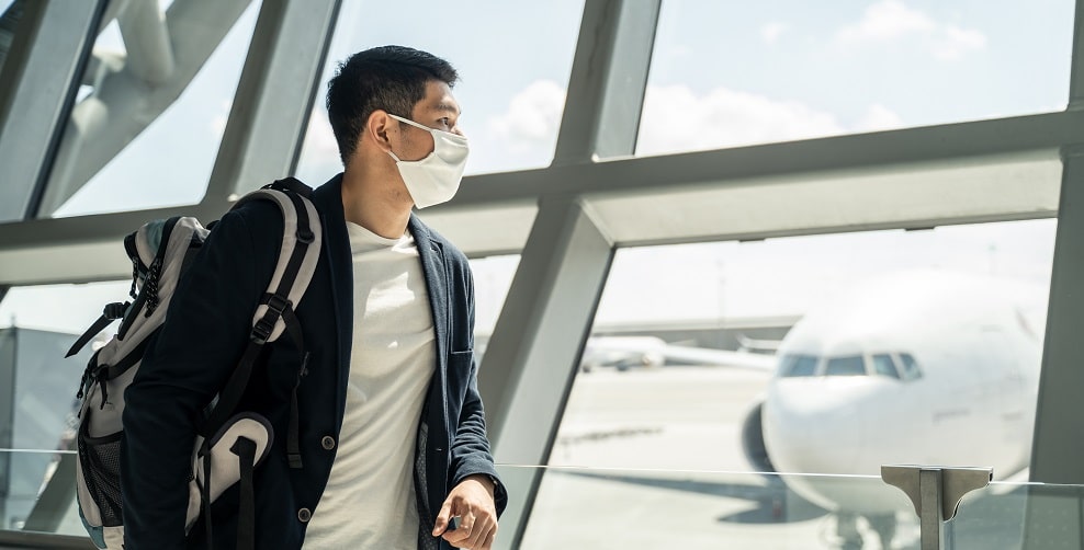 Máscaras deixam de ser obrigatórias em aviões e aeroportos, decide Anvisa
