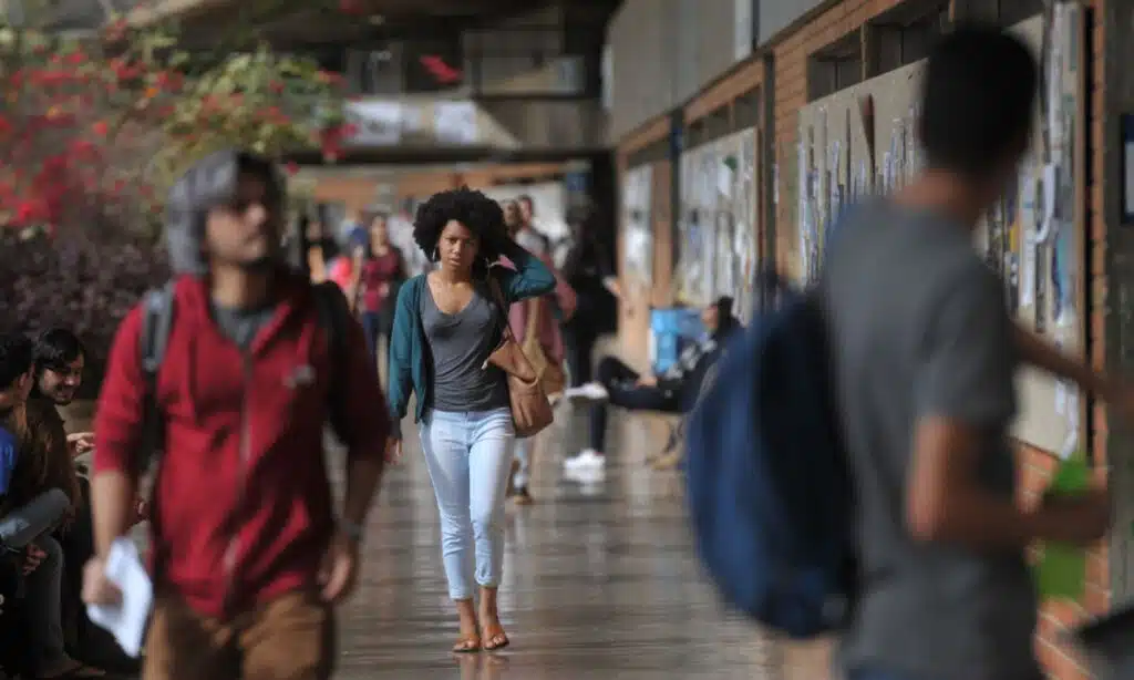 Matrículas de aprovados na primeira chamada do Sisu começam hoje