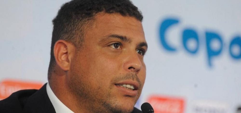 Ronaldo Fenômeno tem contas bloqueadas por dívida de R$ 964 mil