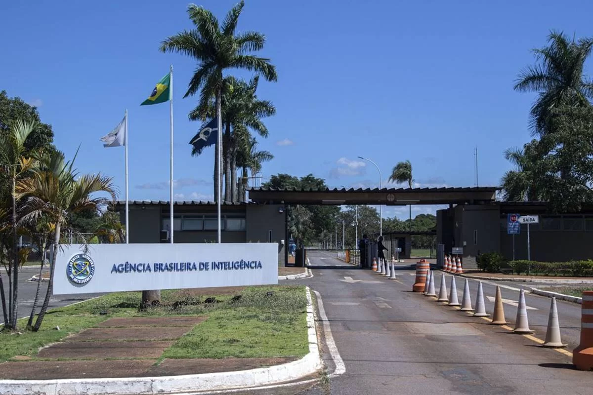 PF abre investigação para apurar suspeita de espionagem da Abin no governo Bolsonaro