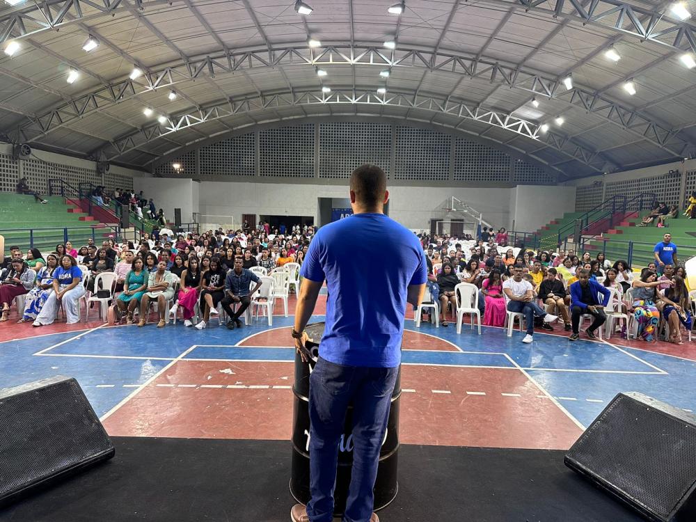 Vereador Marcus Theófilo celebra realização da 5ª edição do Adora Jovem
