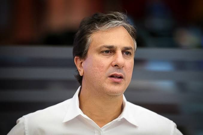 Camilo Santana fará debate para nova proposta do ensino médio, afirma Lula