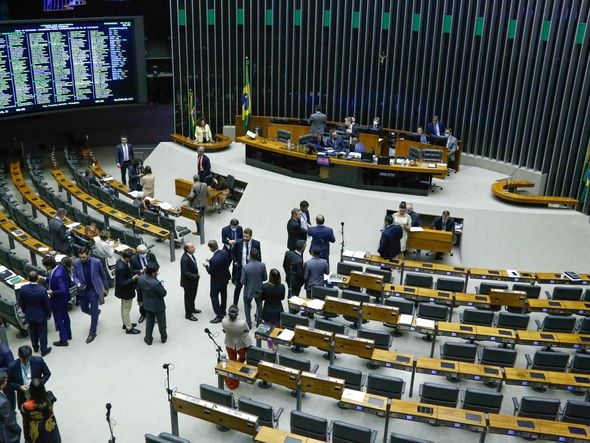 Câmara votará 13 medidas provisórias do governo Bolsonaro nesta semana