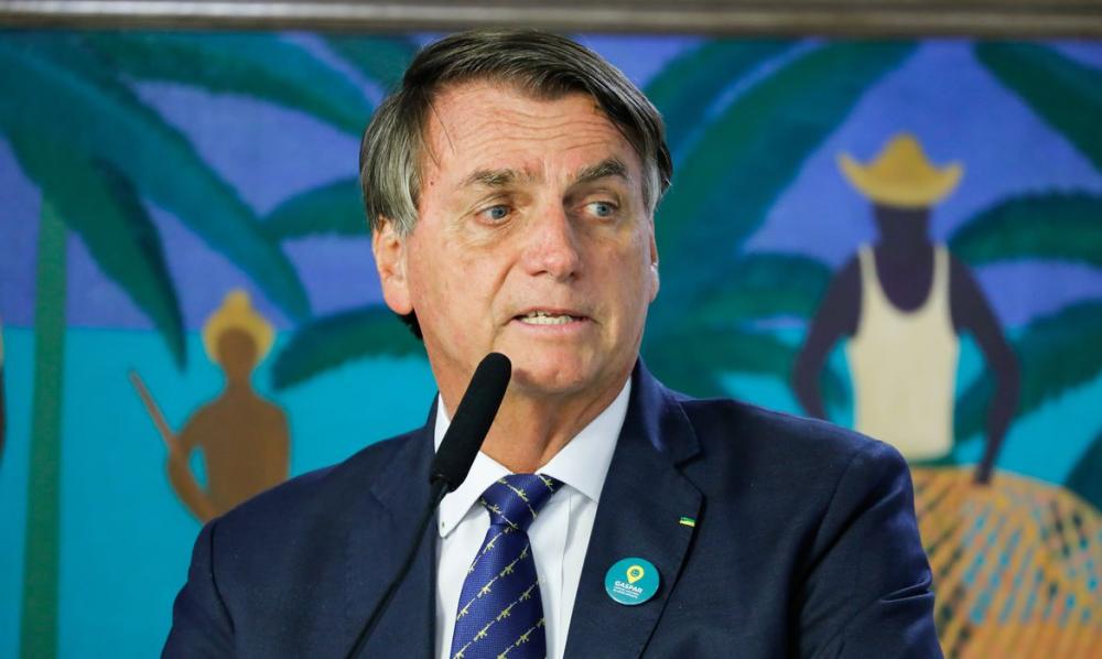 Bolsonaro recebeu outro conjunto de joias e relógio da Arábia Saudita