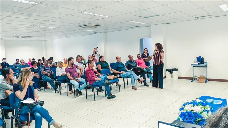Apresentação do estudo do Plano de Esgotamento Sanitário é realizado em Dias d'Ávila