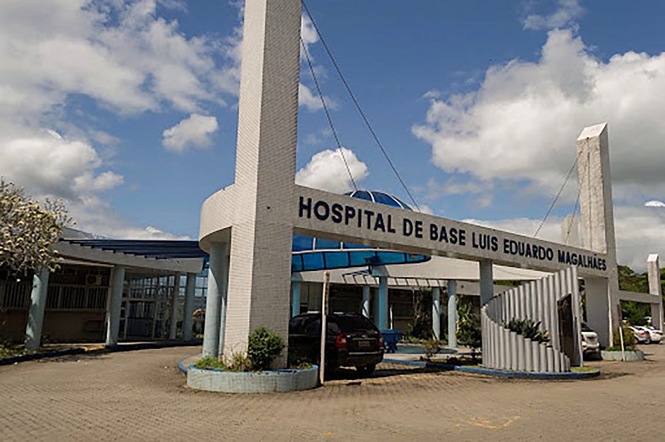 Incêndio atinge centro cirúrgico de hospital na Bahia