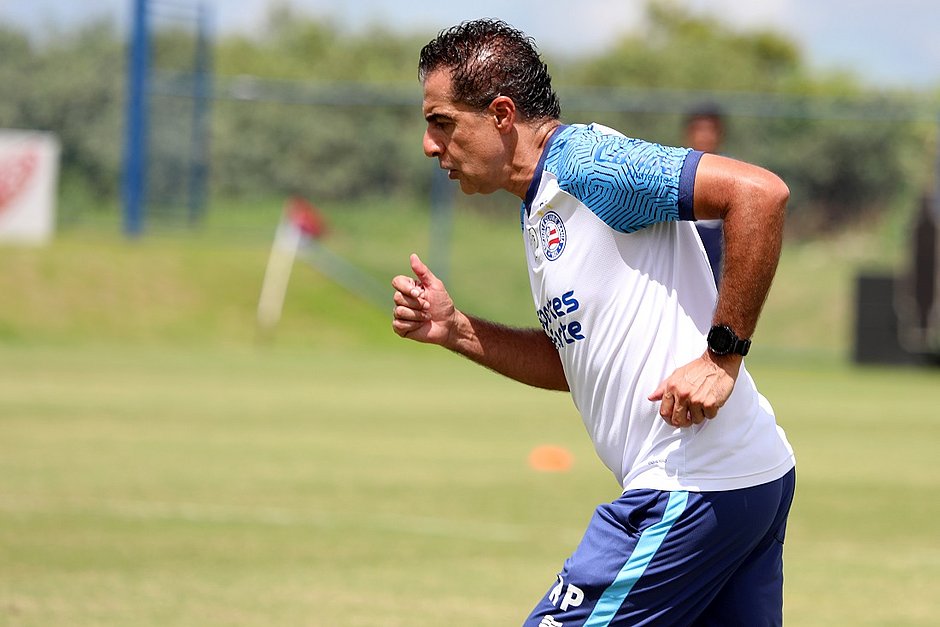 Renato Paiva tenta alcançar marca que dura 53 anos no Campeonato Baiano