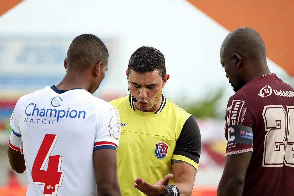 Bahia e Jacuipense decidem o título de campeão baiano
