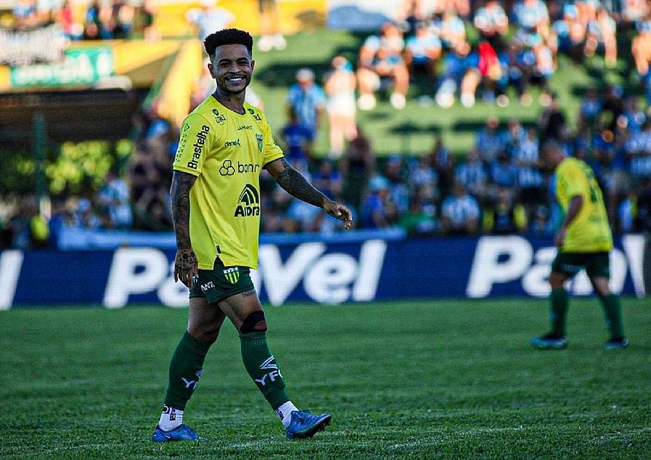 Atacante de destaque no Gauchão acerta com o Vitória para Série B