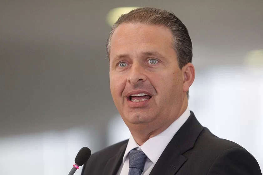 Ministério Público afirma que Eduardo Campos recebia propina em conta na Suíça
