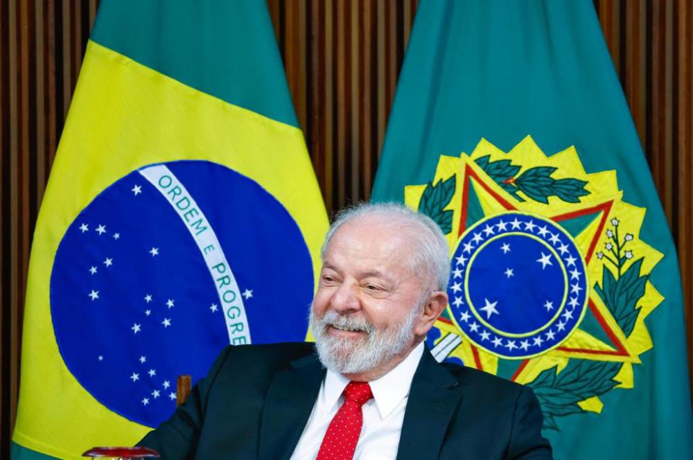 Governo Lula assina acordo com imprensa estatal da China