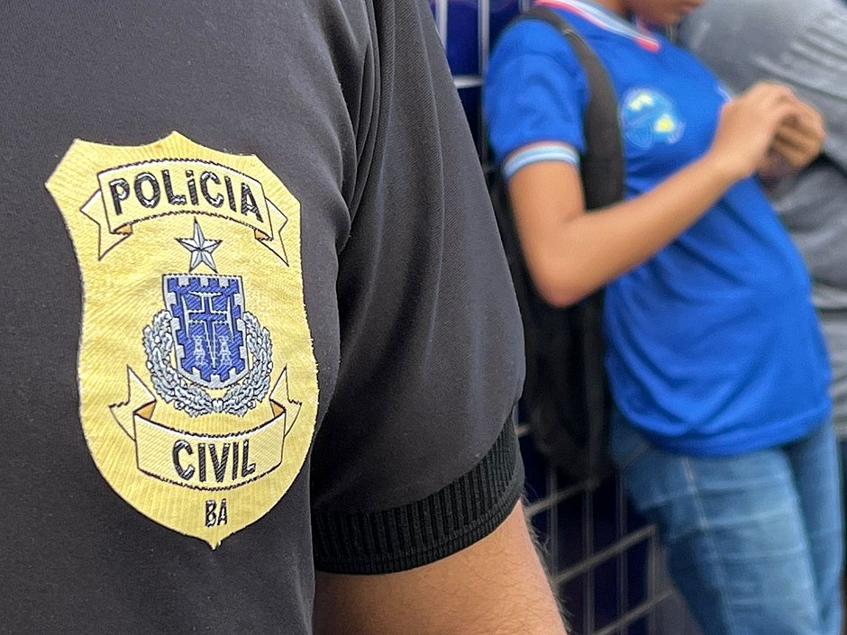 Preso suspeito de se masturbar em ônibus escolar no interior da Bahia