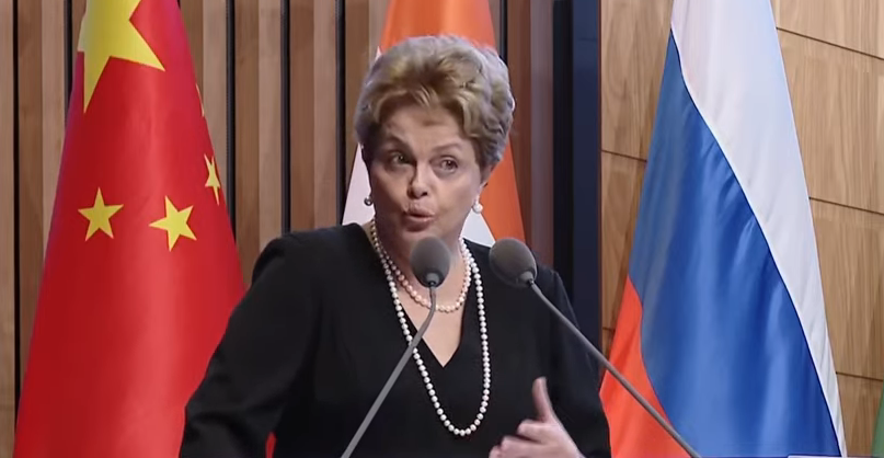 Dilma Rousseff toma posse como presidente do banco dos BRICS