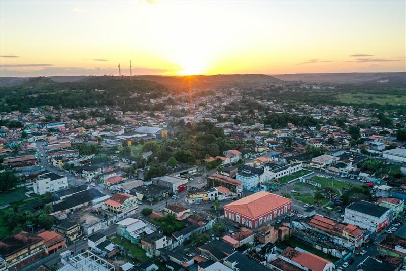 A Prefeitura de Mata de São João inicia a entrega de casas reformadas do programa Casa Bela