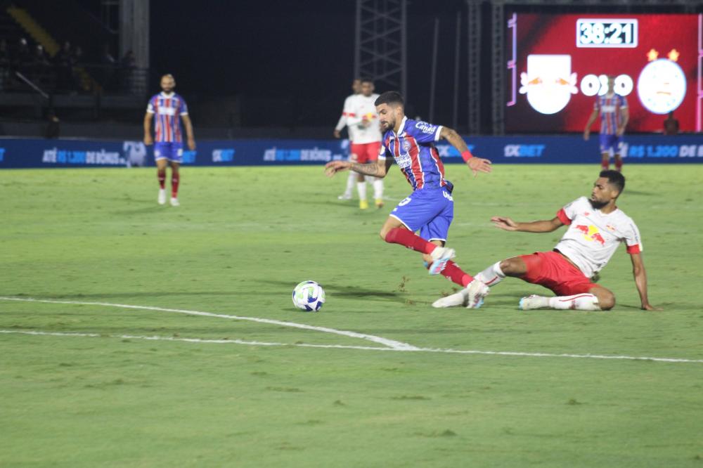 Fora de casa, Bahia sofre virada para o Red Bull Bragantino e estreia com derrota no Brasileirão