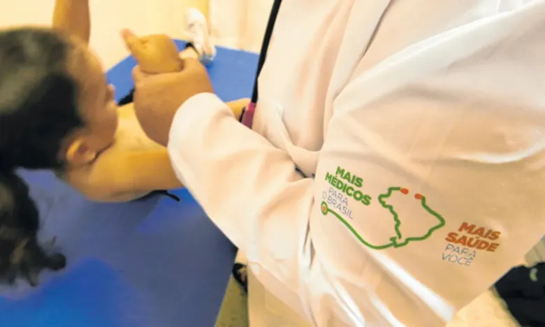 Ministério da Saúde abre mais de 6 mil vagas para o 'Mais Médicos'