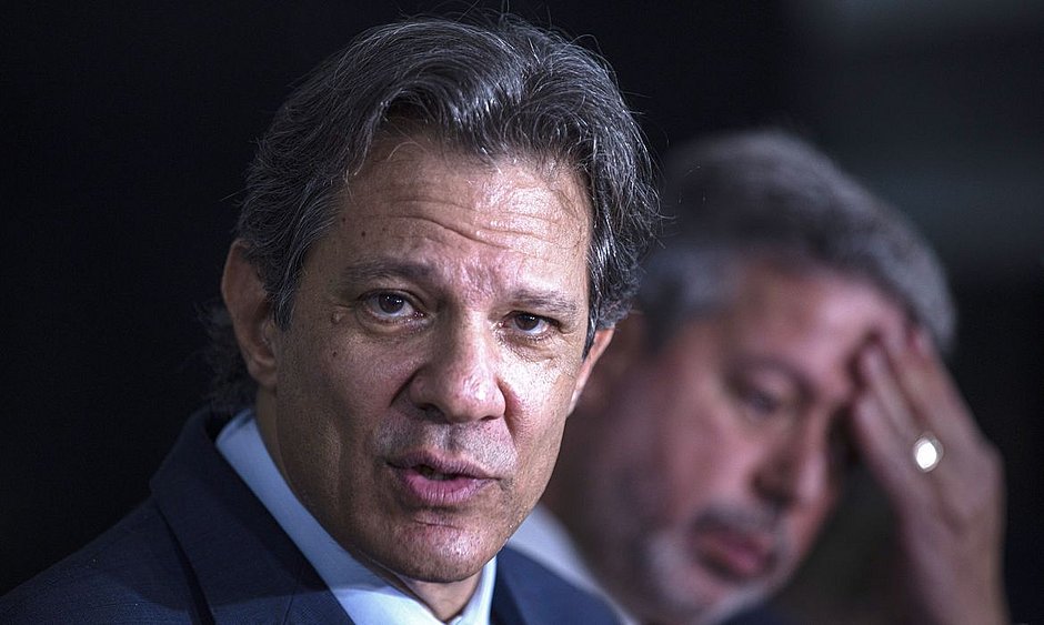 Shein vai produzir 85% das peças no Brasil em até 4 anos, diz Haddad
