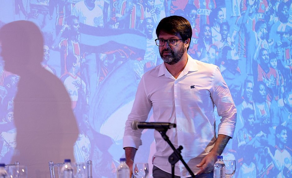 Presidente do Bahia, Guilherme Bellintani negocia compra da SAF do Santa Cruz