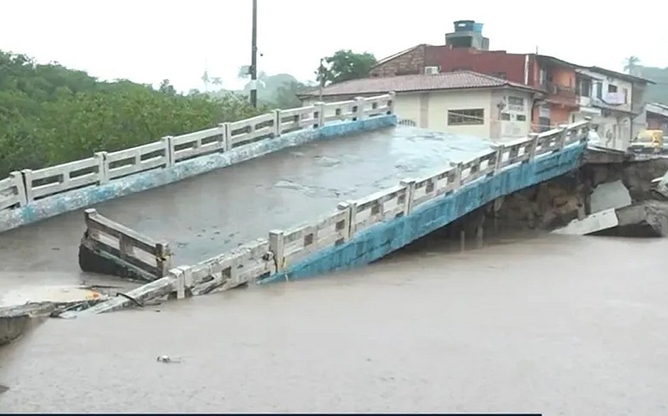 Cidades afetadas pela chuva no sul da Bahia vão receber R$ 3,9 milhões