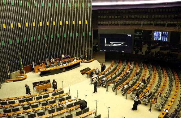 PL das Fake News: projeto deve ser votado na terça (2) 