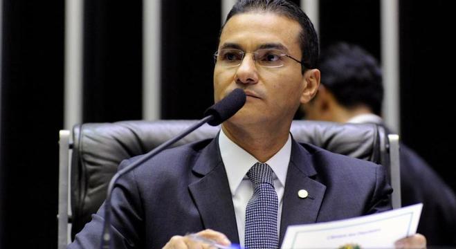 Republicanos vai votar contra PL das Fake News, diz presidente da sigla