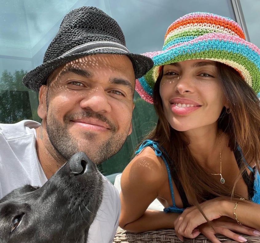 Ex teria sido expulsa da casa de Daniel Alves após negar acordo