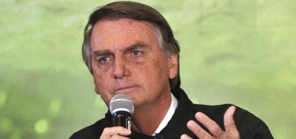 Bolsonaro é intimado, mas afirma que não irá a depor à PF