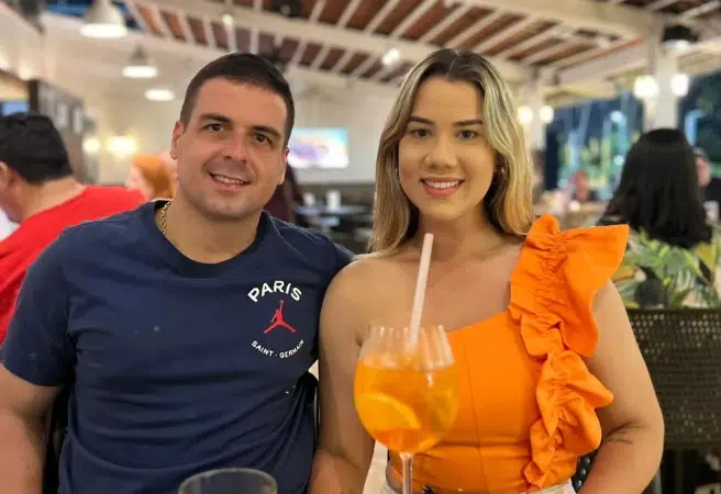 Daniela Mazzei desarquiva fotos com Marcelo Castro no Instagram