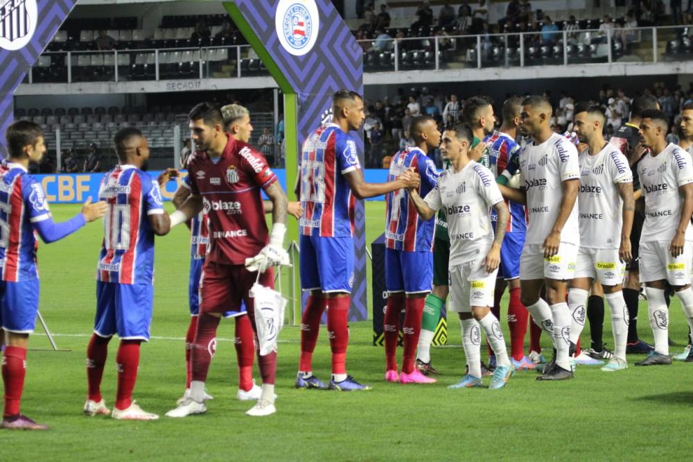 Em novo cenário, Bahia reencontra Santos na Vila Belmiro