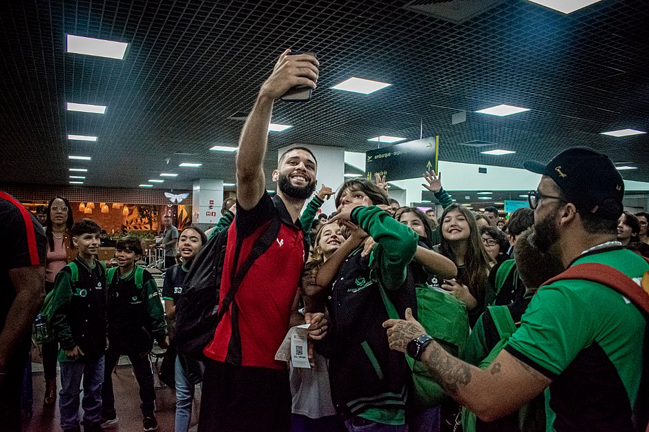 Vitória viaja para enfrentar o Mirassol; confira provável escalação