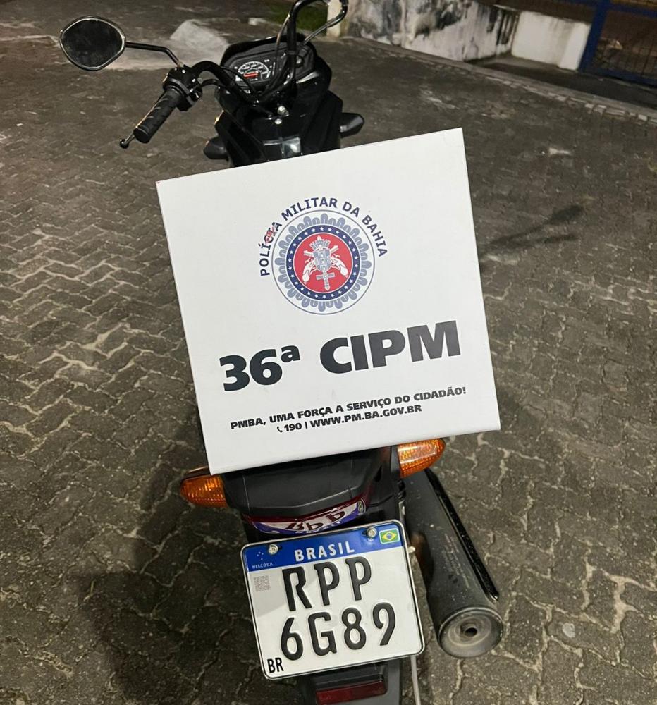 Veículo roubado em Simões Filho é recuperado pela PM em Dias d’Ávila