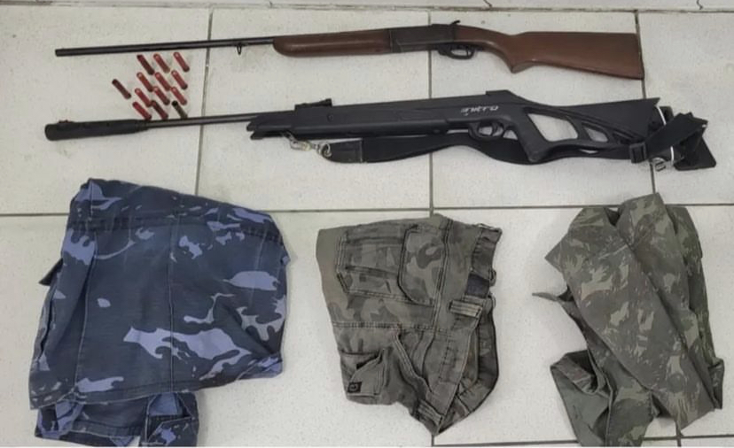 Armas e munições são apreendidas em operação da PM em Mata de São João 