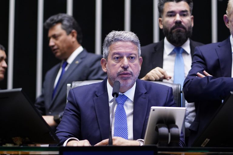 Câmara aprova urgência do marco temporal que pode alterar demarcação de terras indígenas