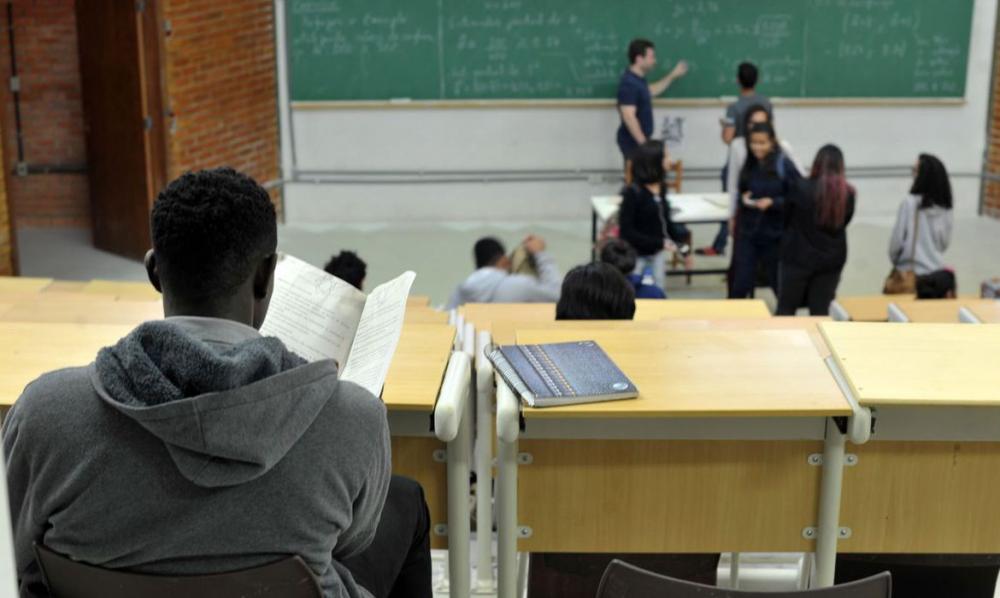 Prazo para convocação de lista de espera do Fies termina nesta sexta