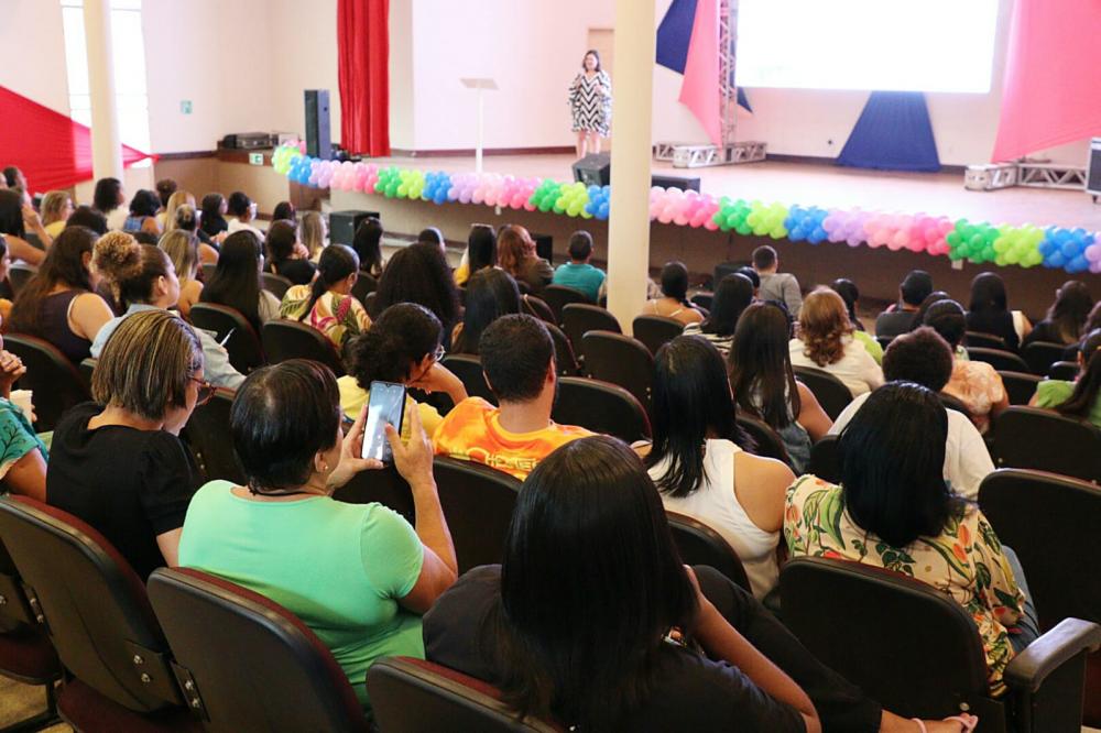 Evento EncanTEA promove conscientização e educação especializada para o Transtorno do Espectro do Autismo, em Mata de São João