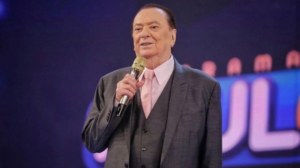 Aos 85 anos, Raul Gil passa por cirurgia e está internado em São Paulo