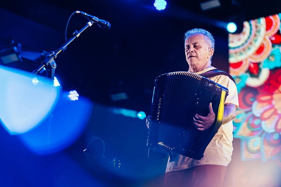 Com Gusttavo Lima priorizado, Flávio José reclama de redução de show em Campina Grande