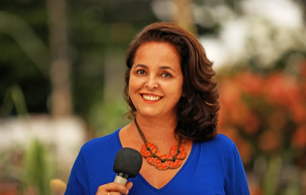 Após quatro meses afastada, Andrea Silva volta à TV Bahia