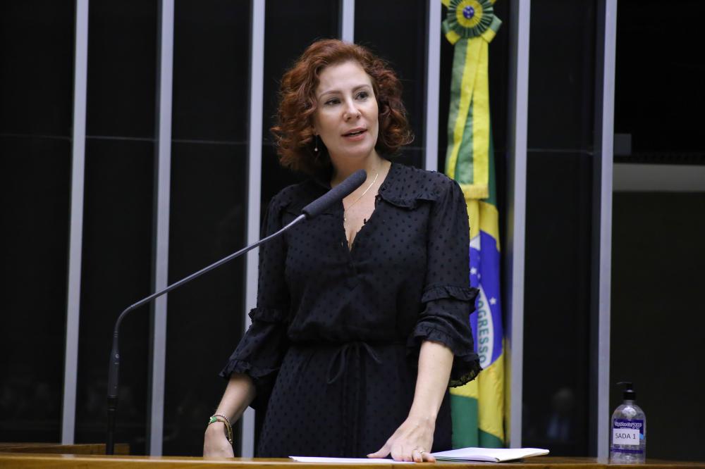 Carla Zambelli é condenada por uso indevido da música 'Milla'
