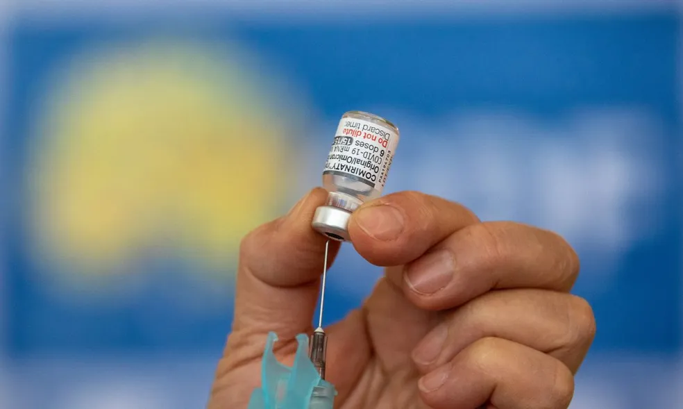 Anvisa renova autorização de vacinas e medicamentos de uso emergencial