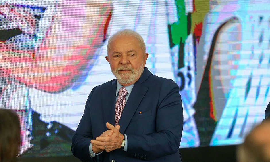 Lula foi convidado a lançar novo PAC no 2 de Julho na Bahia