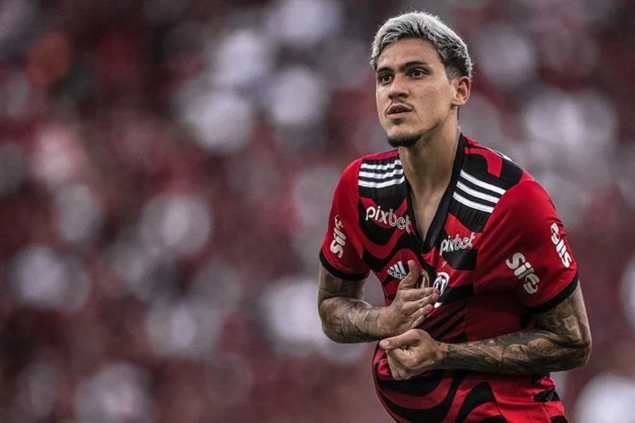 Fluminense terá que pagar danos morais a Pedro, do Flamengo