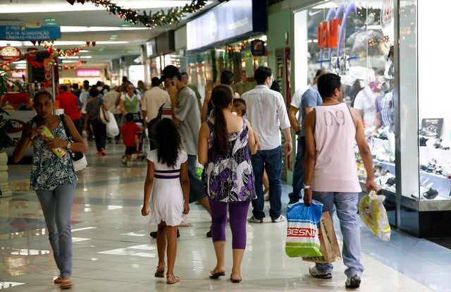 Comércio lidera com crescimento de 5,1% na Bahia