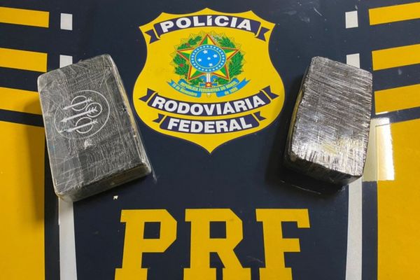 Paulista é presa com drogas dentro de ônibus de viagem na Bahia