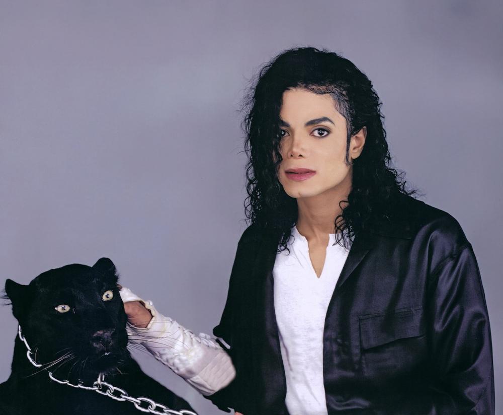 Michael Jackson: coreógrafo aciona Justiça para relatar suposto abuso