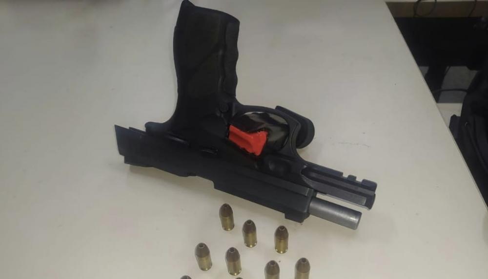 Homem é preso por porte ilegal de arma no acesso do São Pedro de Dias d’Ávila