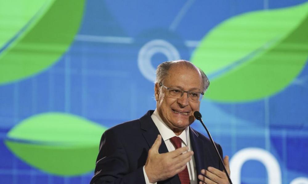 Não se questiona autonomia do BC; estamos confiantes de que a Selic vai cair, diz Alckmin