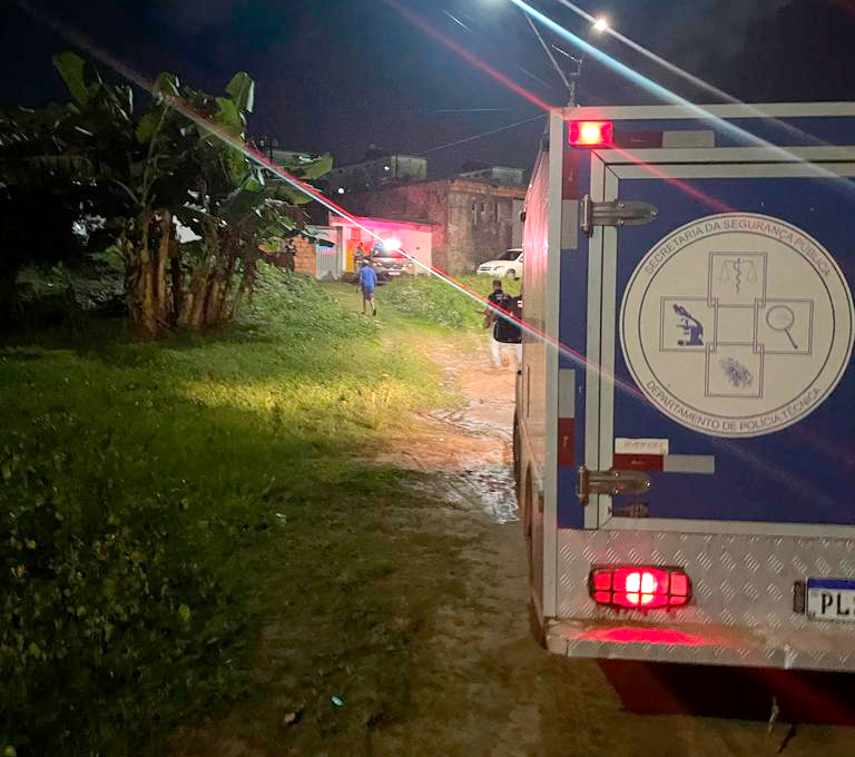 Solto há duas semanas, homem é morto a tiros dentro de casa em Camaçari 