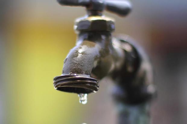 Abastecimento de água será interrompido em Camaçari 