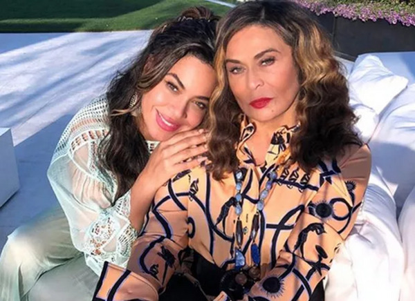 Mansão da mãe de Beyoncé é invadida e bandidos levam R$ 5 milhões